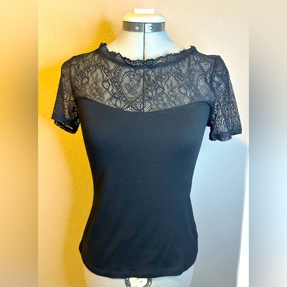 H&M lace top shirt small